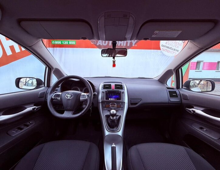 Toyota Auris Hatchback 1,6 l 97 kw