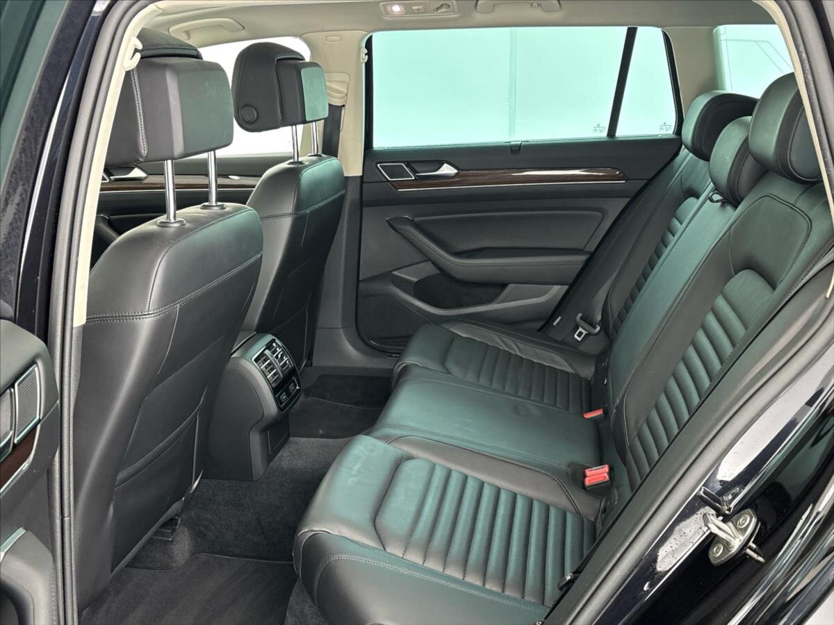 Volkswagen Passat Kombi 2,0 l 176 kw