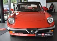 Alfa Romeo Spider 4