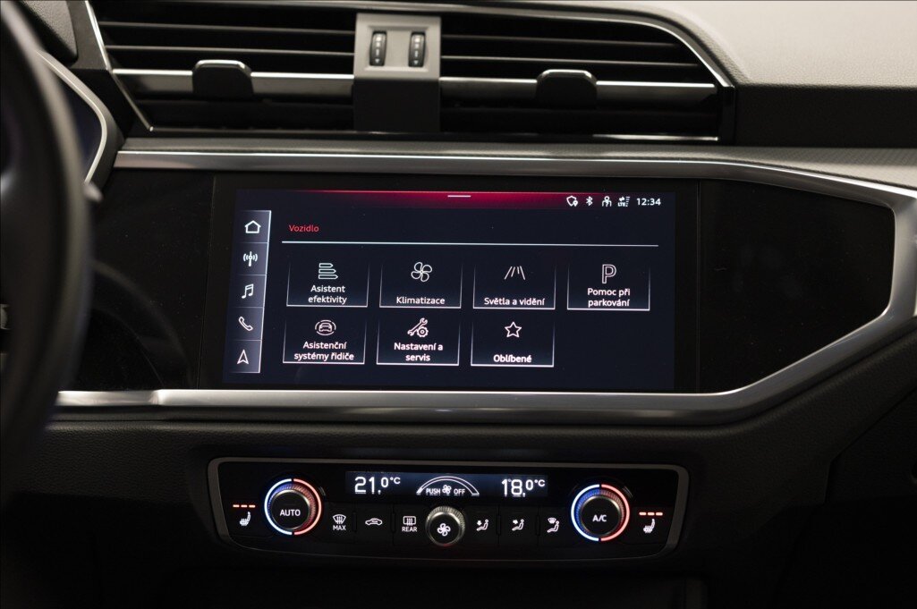 Audi Q3 SUV / Terénní 1,5 l 110 kw
