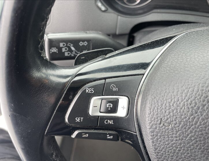 Volkswagen Sharan MPV 2,0 l 135 kw