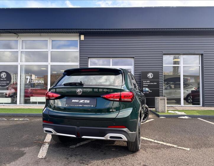 MG ZS 4
