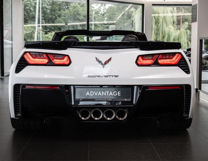Chevrolet Corvette 3