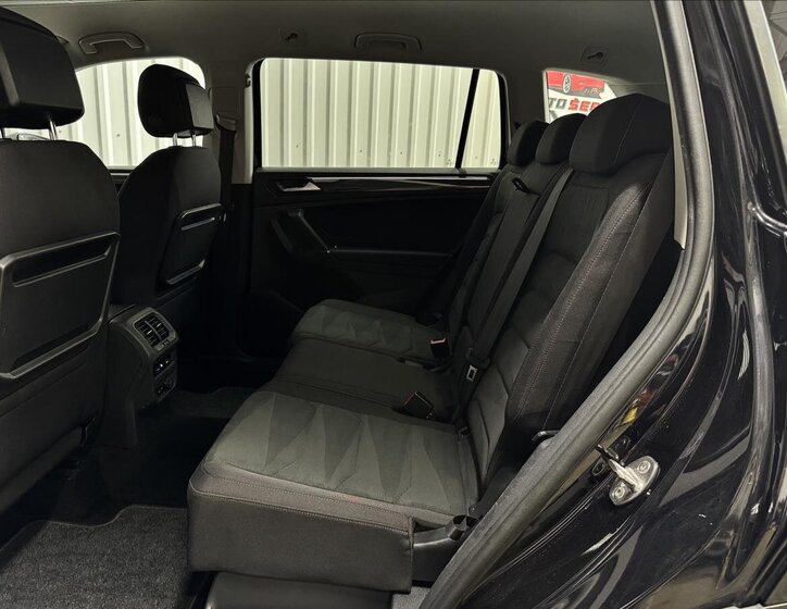 Volkswagen Tiguan Allspace SUV / Terénní 2,0 l 140 kw