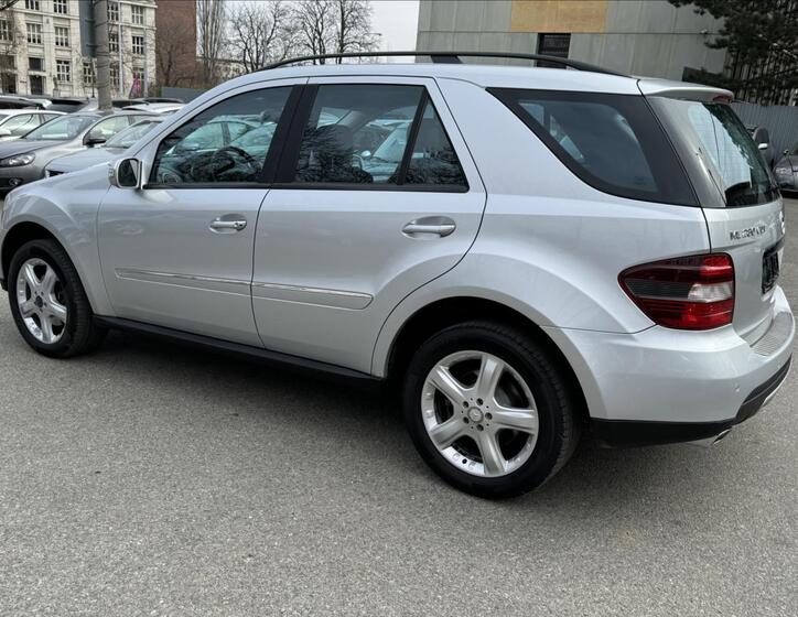 Mercedes-Benz Třídy M 5