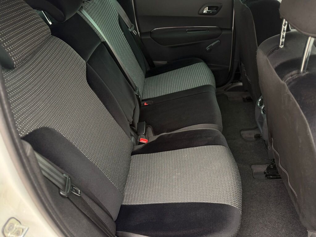 Peugeot 3008 MPV 1,6 l 88 kw