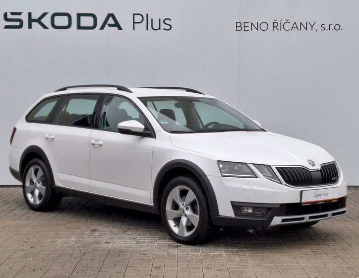 Škoda Octavia 9