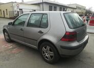 Volkswagen Golf 9