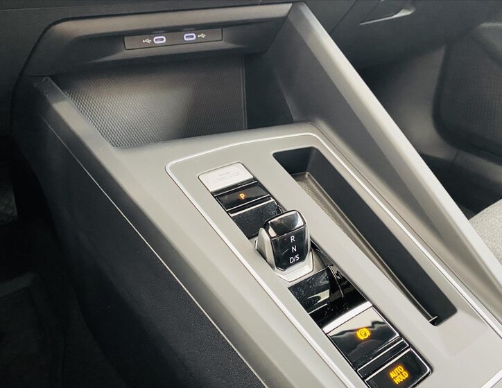 Volkswagen Golf Kombi 1,5 l 85 kw