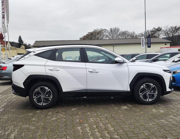 Hyundai Tucson SUV 1,6 l 118 kw