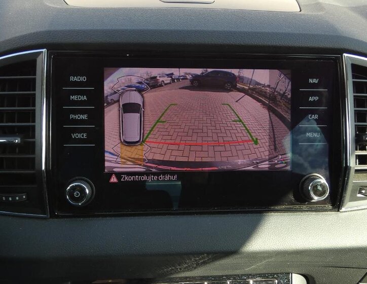 Škoda Karoq SUV / Terénní 1,5 l 110 kw