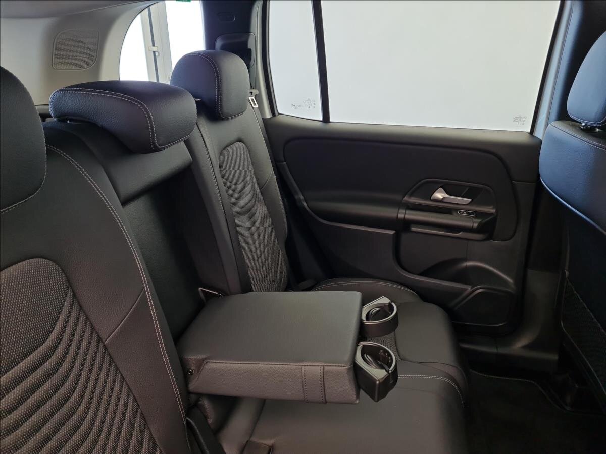 Mercedes-Benz GLB SUV / Terénní 2,0 l 140 kw