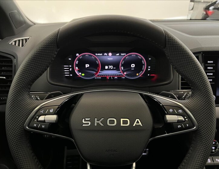 Škoda Karoq SUV / Terénní 1,5 l 110 kw