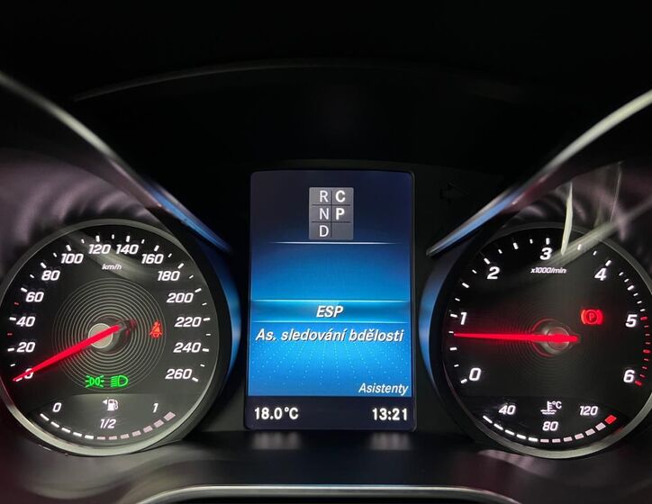 Mercedes-Benz Třídy V 16