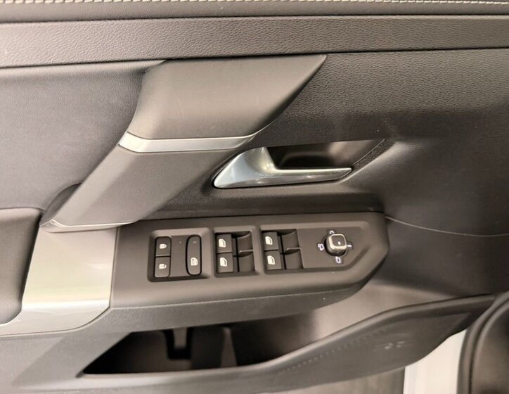 Jeep Compass SUV / Terénní 1,2 l 107 kw