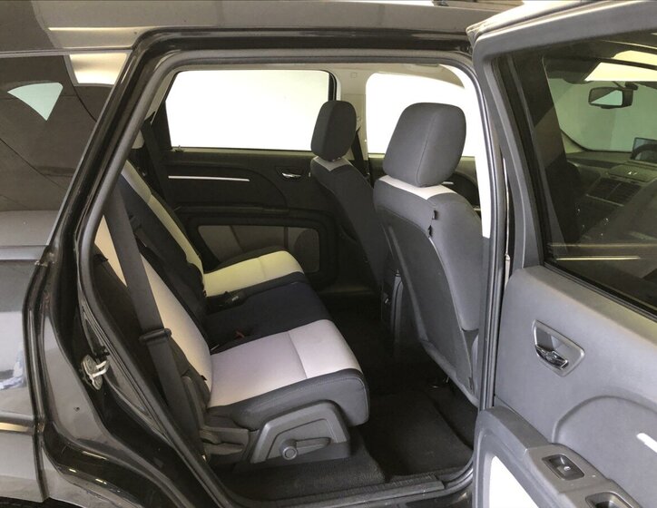 Dodge Journey 11