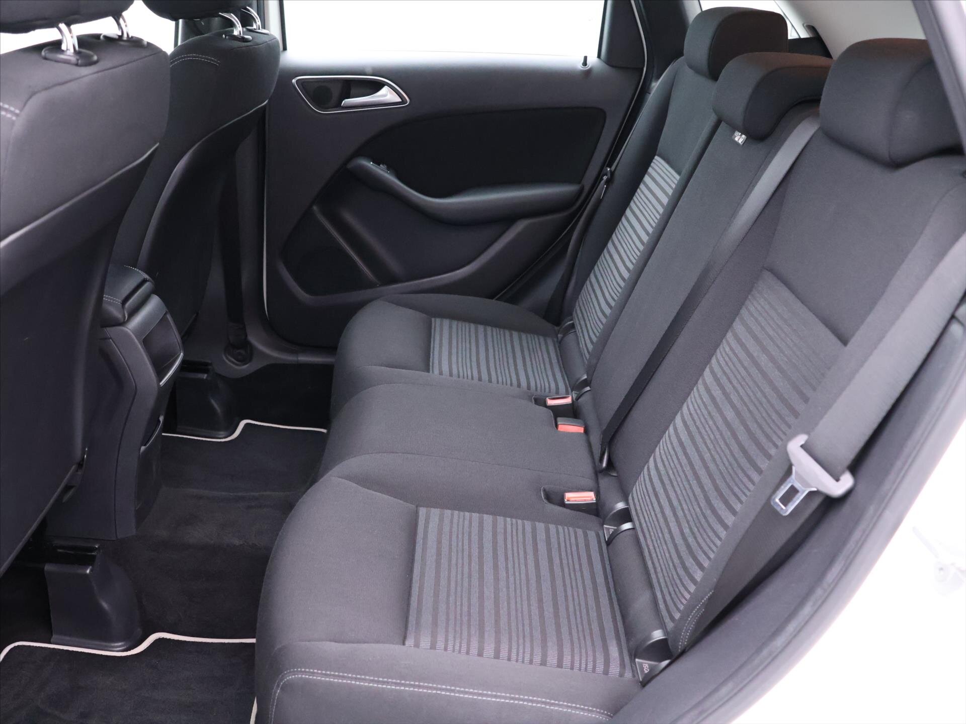 Mercedes-Benz Třídy B Hatchback 1,6 l 90 kw