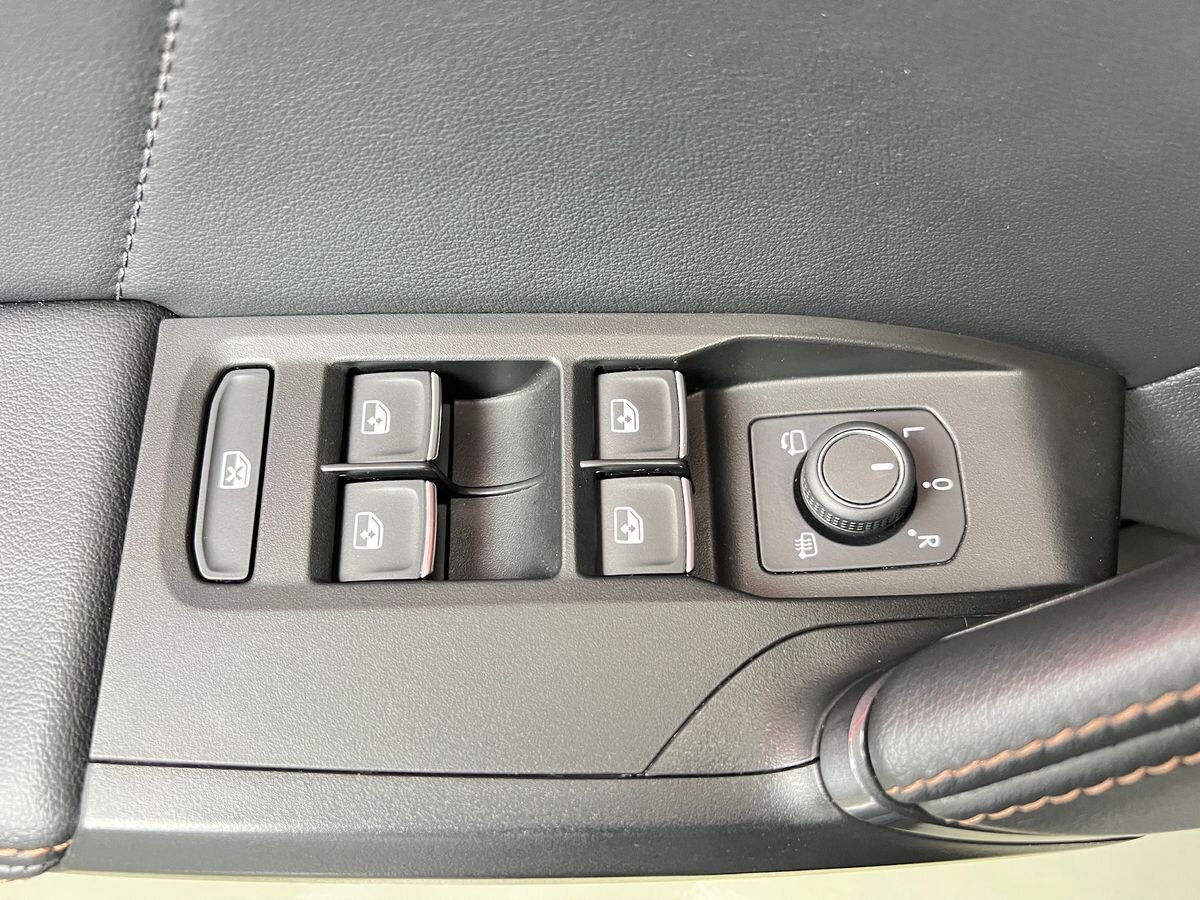 Cupra Formentor Hatchback 2,0 l 180 kw