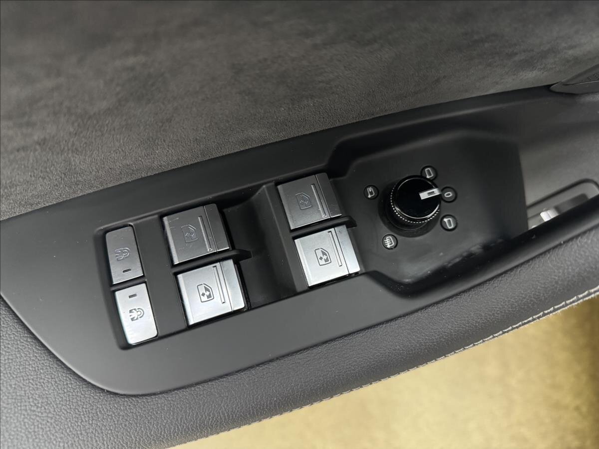 Audi S6 Sedan 3,0 l 257 kw