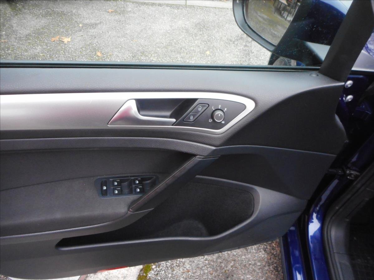 Volkswagen Golf Hatchback 1,6 l 85 kw