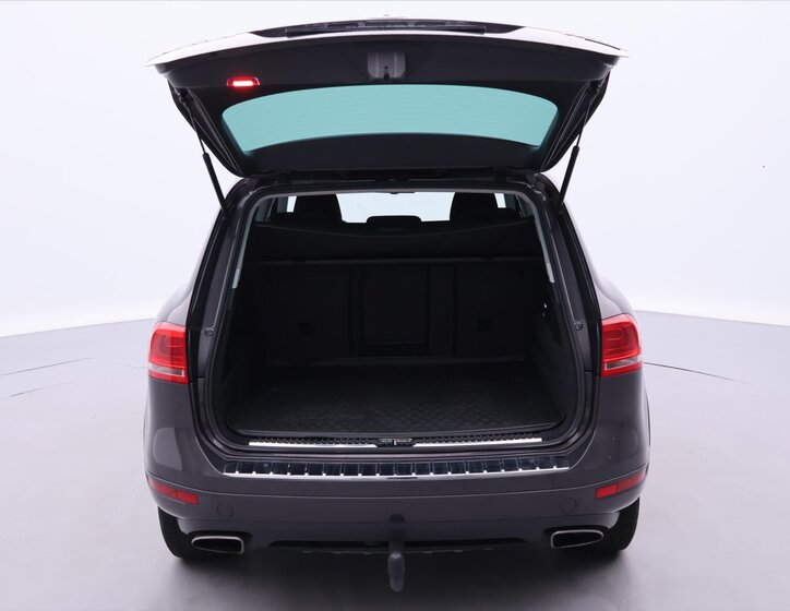 Volkswagen Touareg SUV / Terénní 3,0 l 150 kw