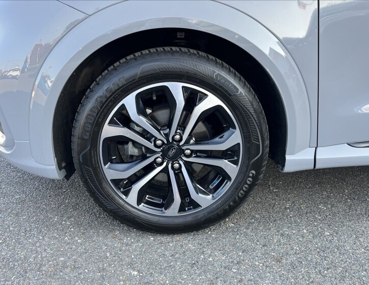 Ford Puma Hatchback 999,0 92 kw