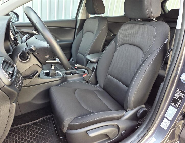 Hyundai i30 Hatchback 1,4 l 103 kw