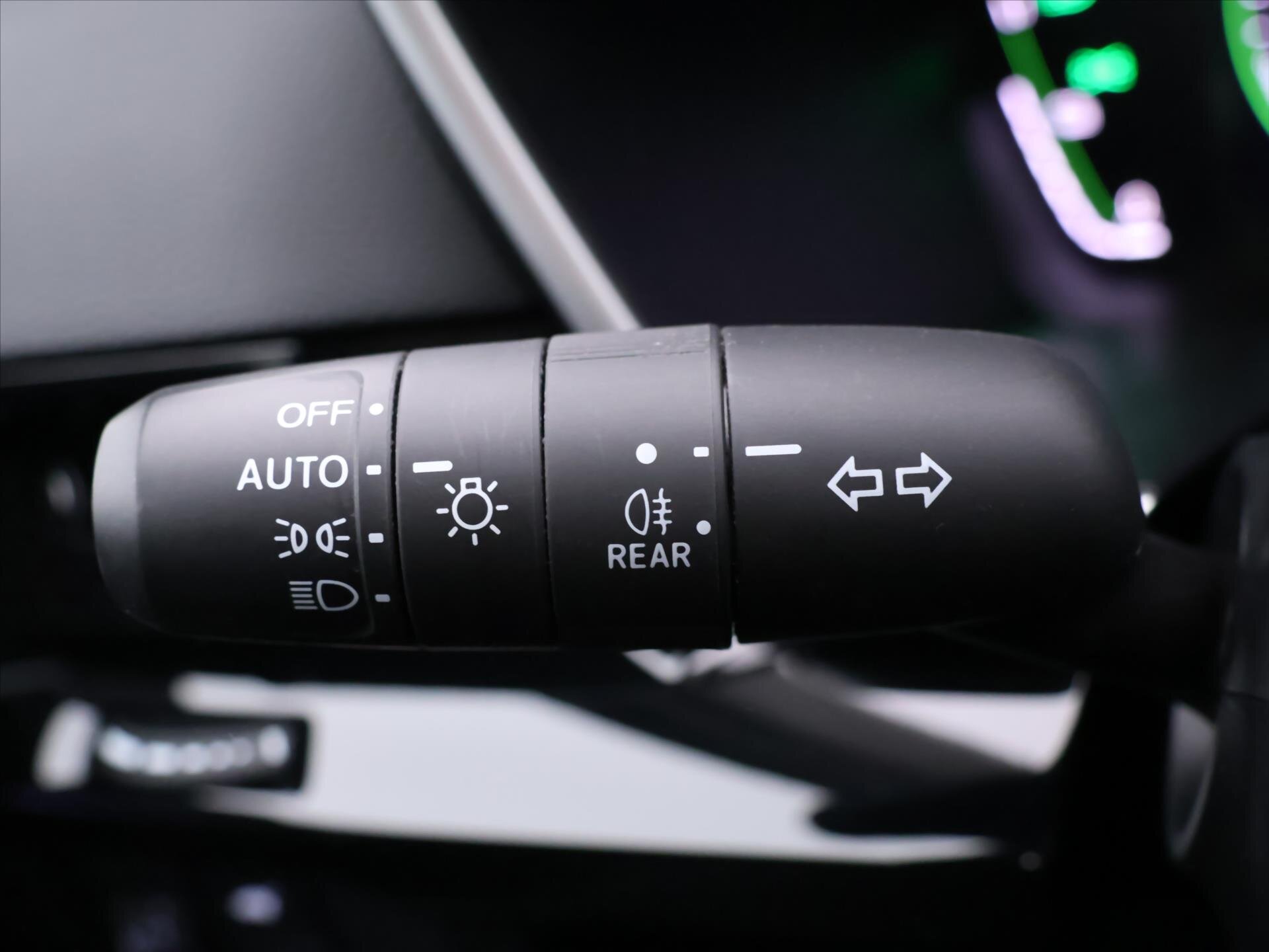 Honda CR-V SUV / Terénní 2,0 l 109 kw