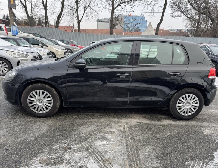 Volkswagen Golf Hatchback 1,6 l 77 kw