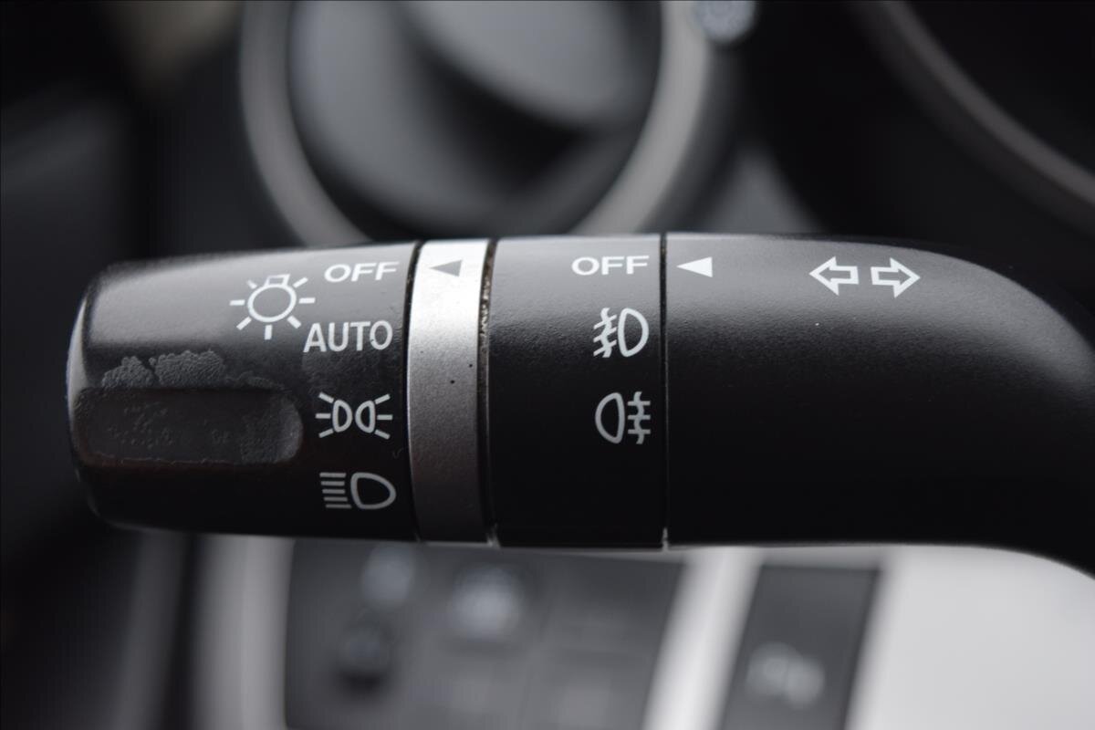 Mazda 3 Hatchback 1,6 l 77 kw