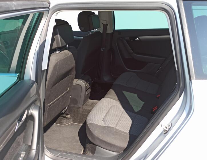 Volkswagen Passat 12