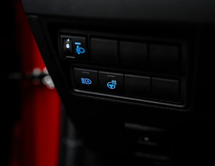 Toyota Yaris Hatchback 1,6 l 192 kw