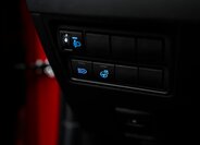 Toyota Yaris Hatchback 1,6 l 192 kw