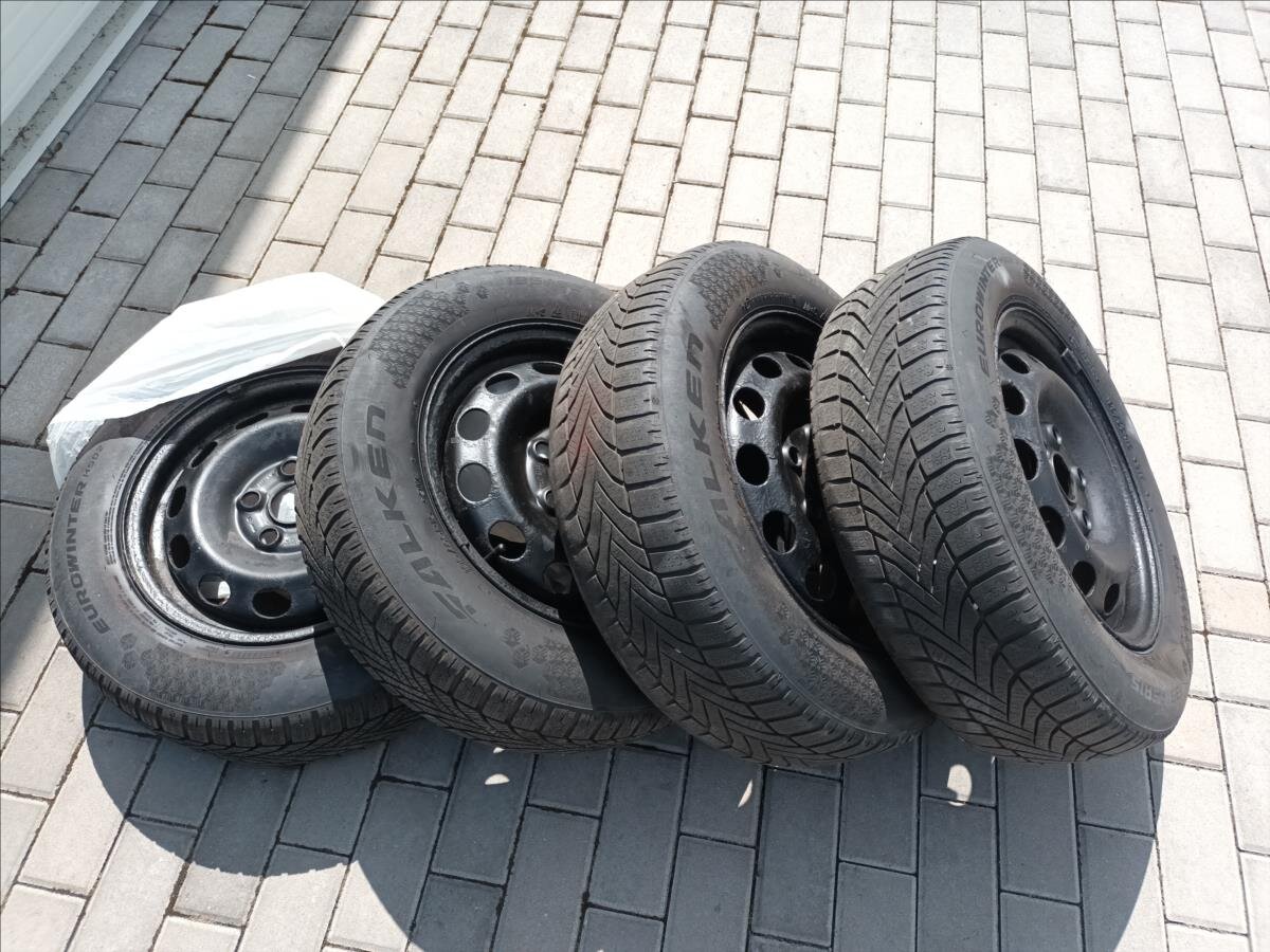 Volkswagen Golf Plus Kombi 1,6 l 66 kw