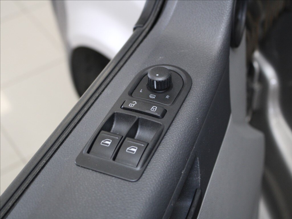 Volkswagen Transporter MPV 2,0 l 103 kw