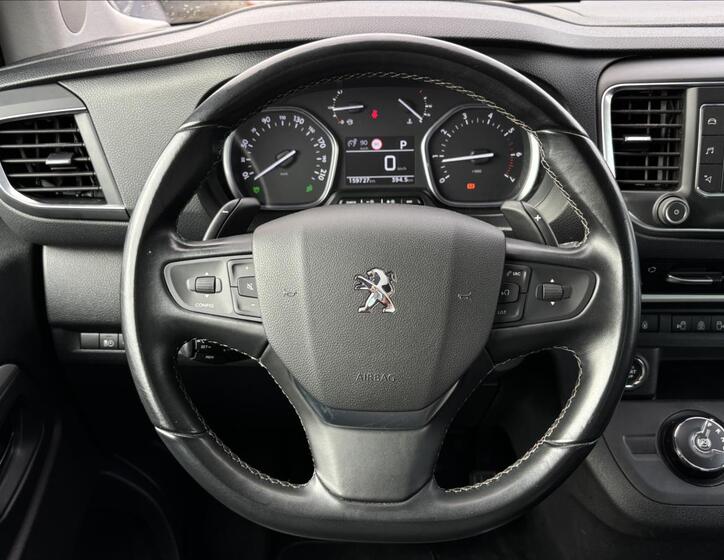 Peugeot Traveller 30