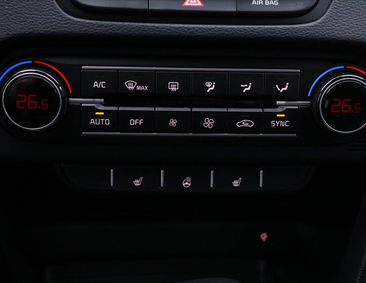 KIA Ceed Kombi 1,5 l 117 kw