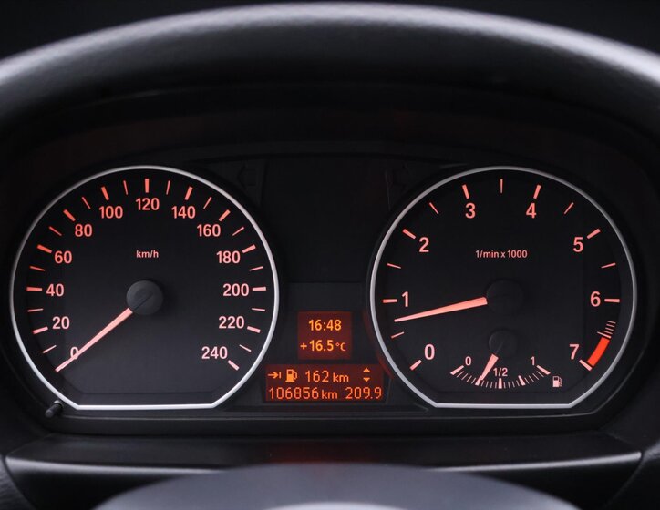 BMW Řada 1 Hatchback 1,6 l 90 kw