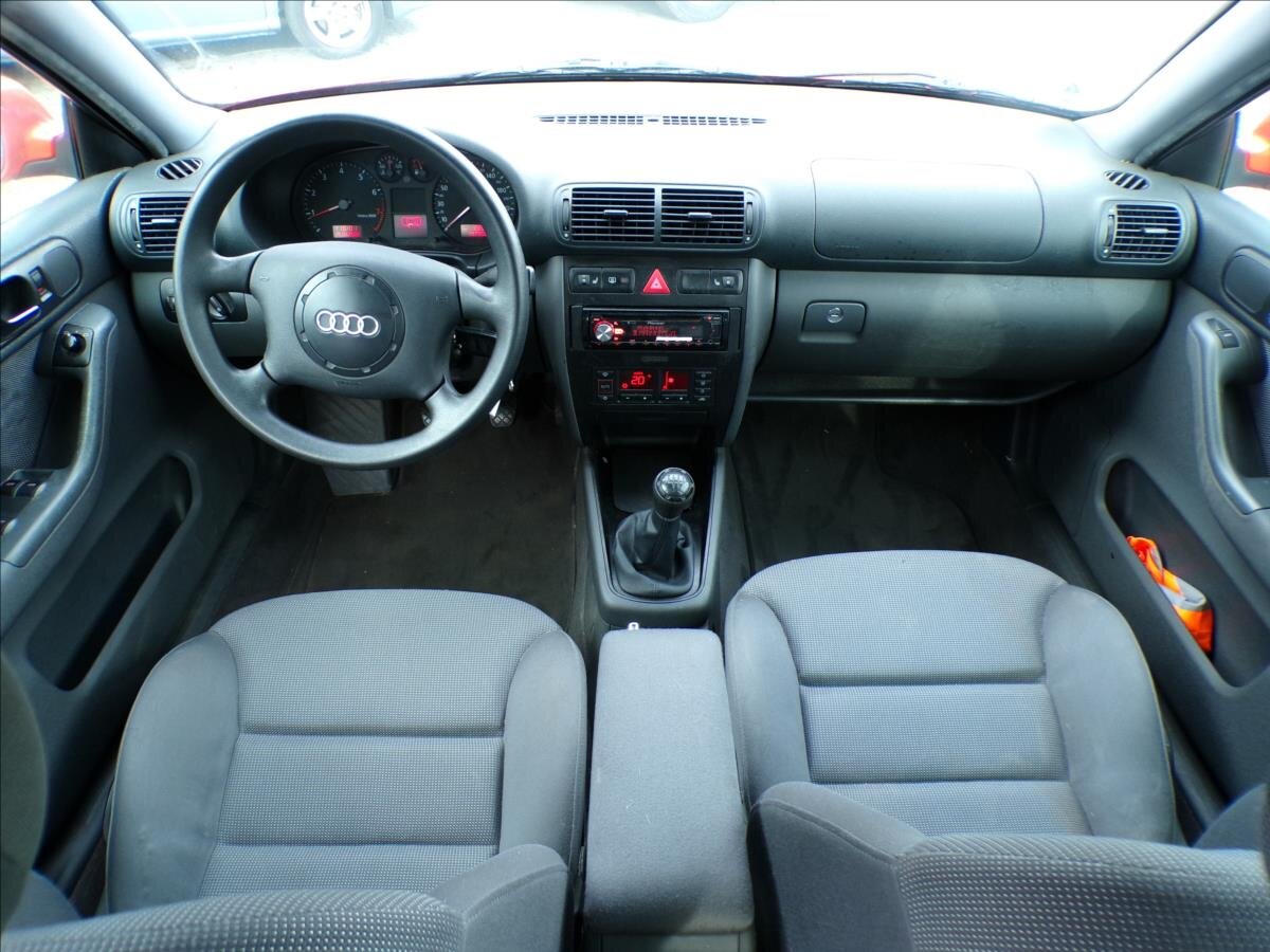 Audi A3 Hatchback 1,6 l 74 kw
