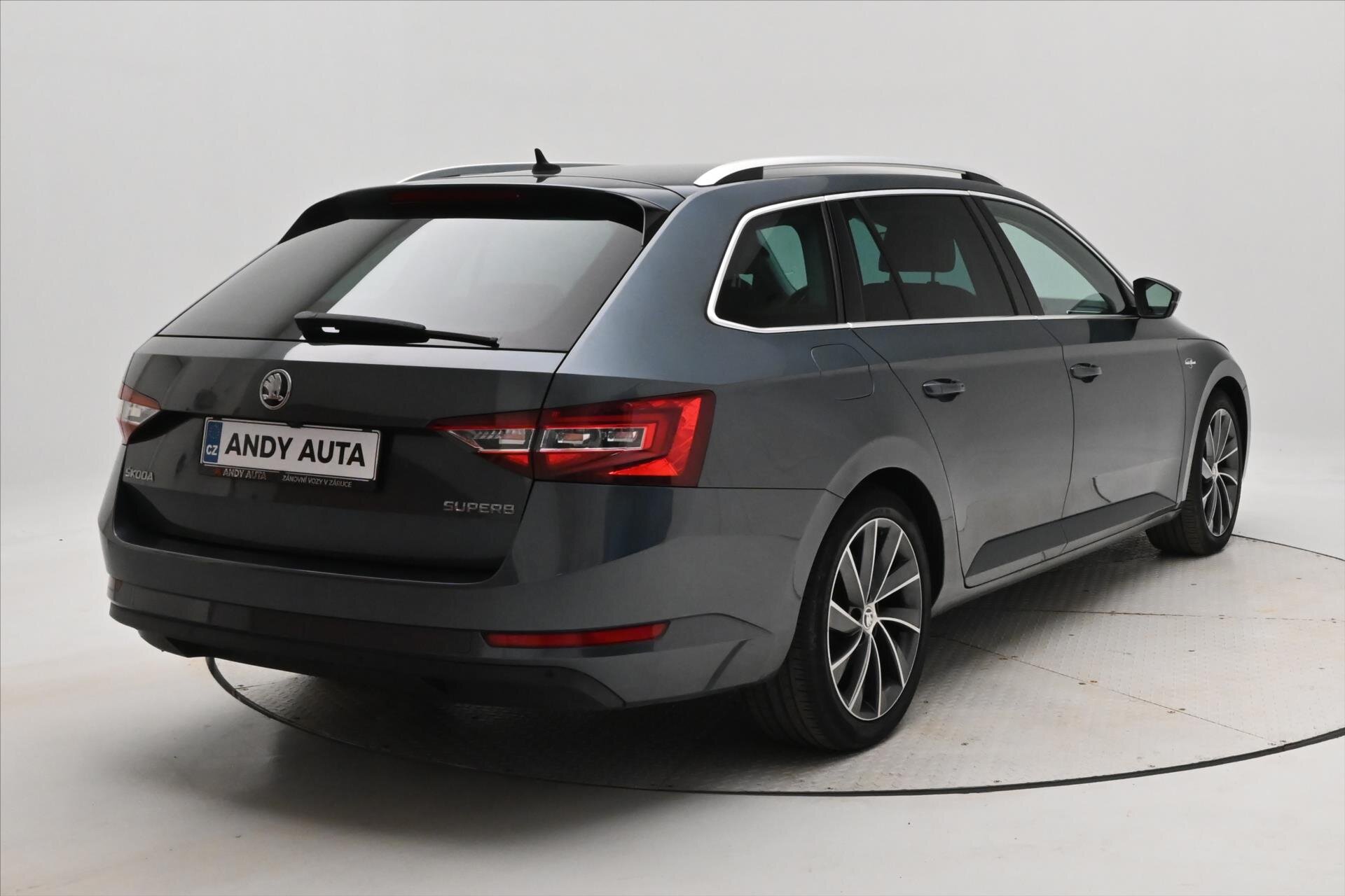 Škoda Superb Kombi 2,0 l 110 kw