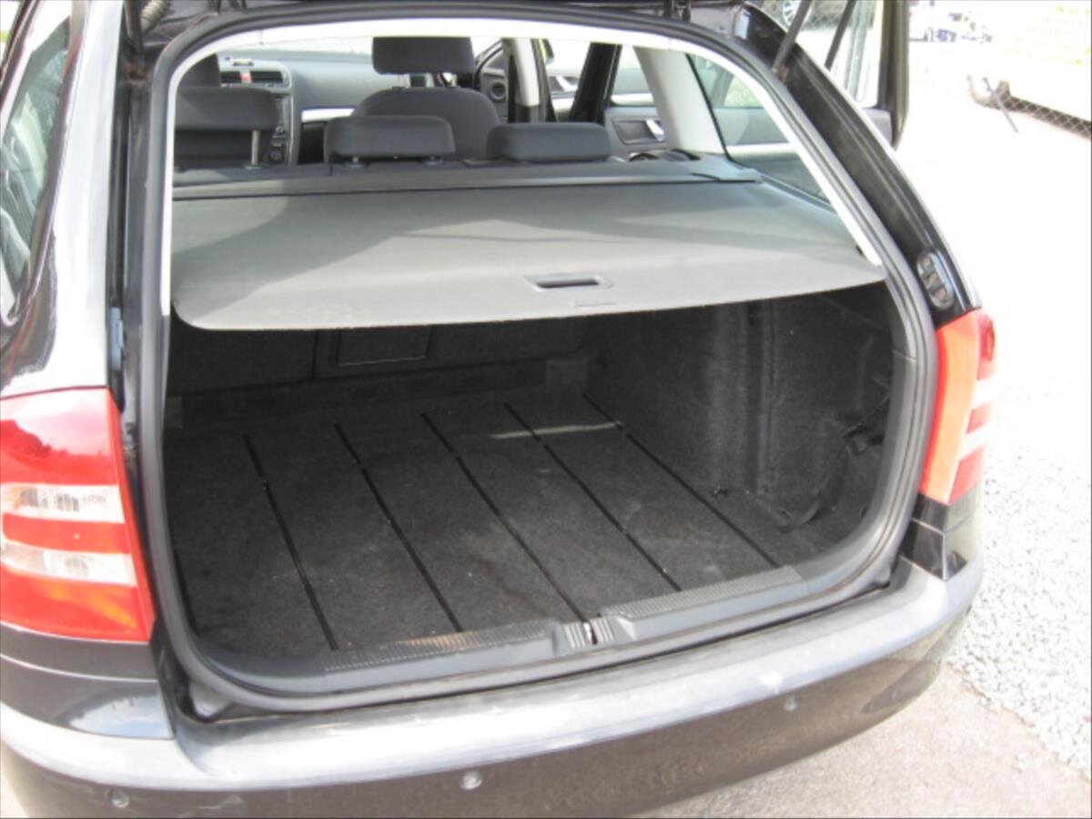 Škoda Octavia Kombi 2,0 l 103 kw