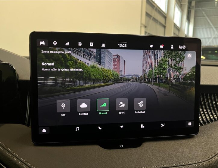 Škoda Superb Kombi 2,0 l 195 kw