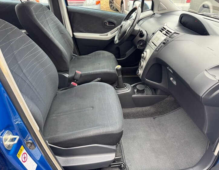 Toyota Yaris Hatchback 998,0 51 kw