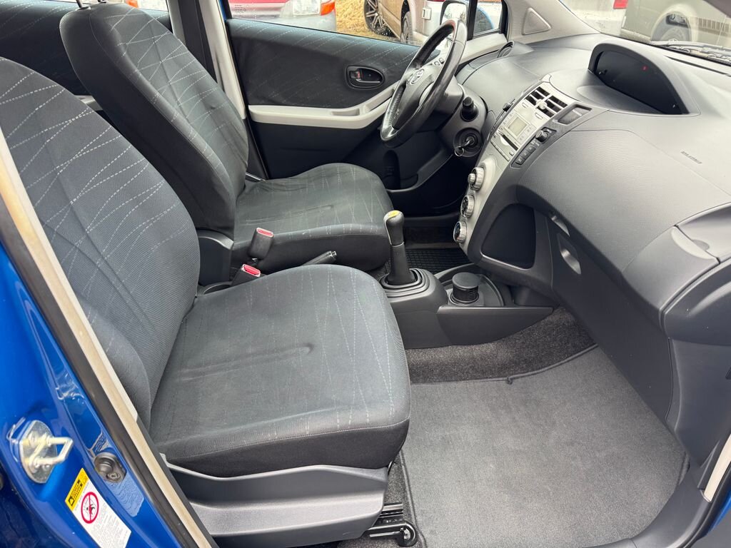 Toyota Yaris Hatchback 998,0 51 kw