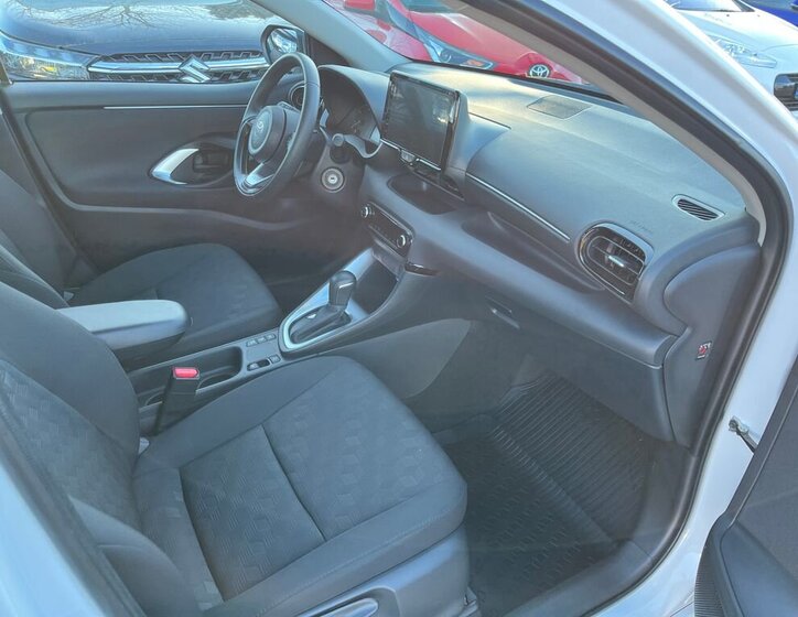 Toyota Yaris Hatchback 1,5 l 68 kw