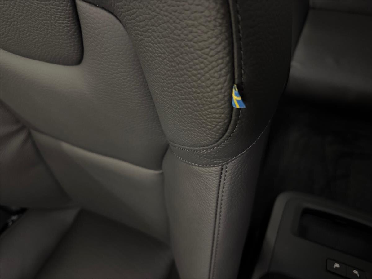 Volvo V90 Kombi 2,0 l 145 kw