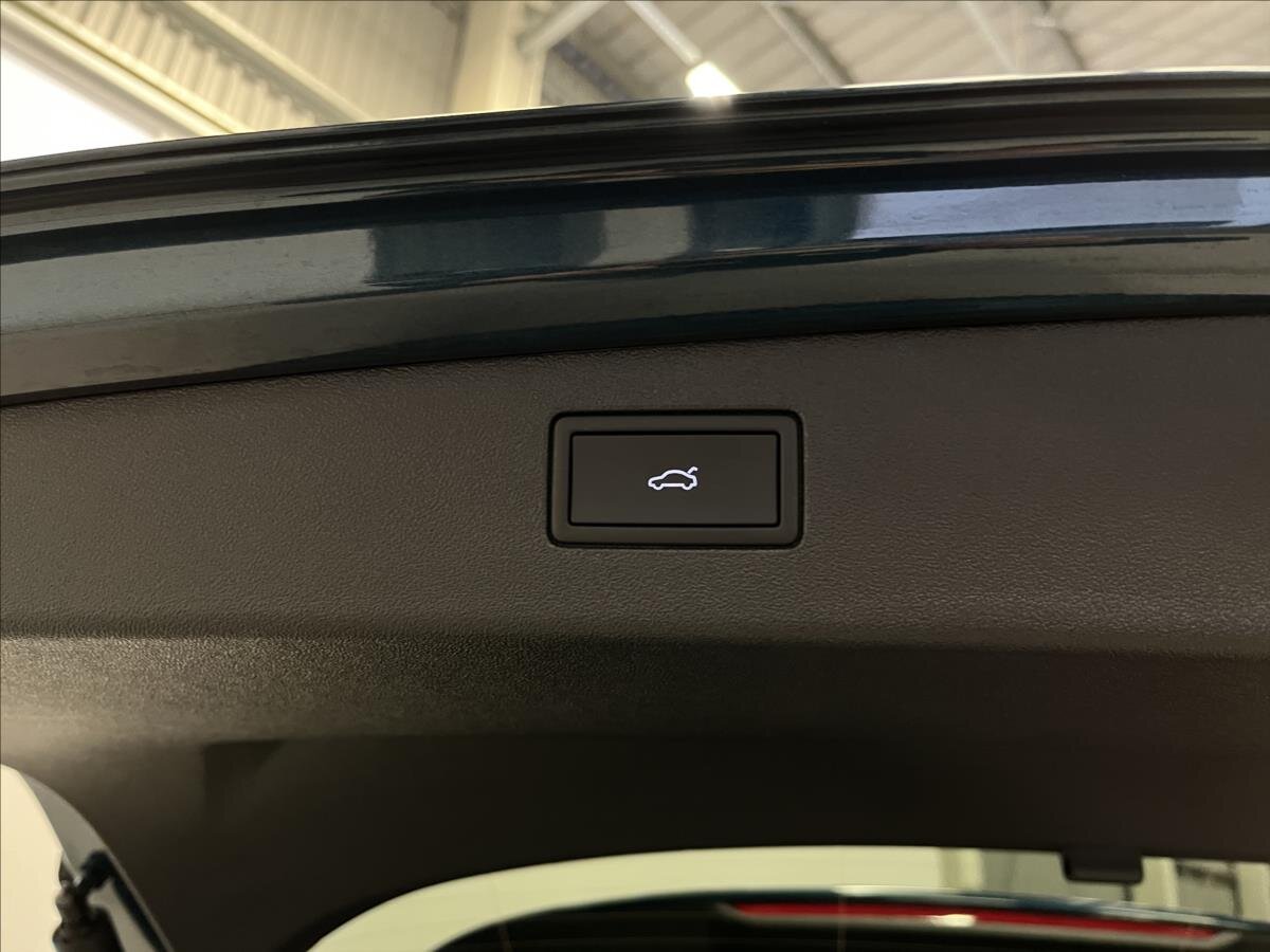 Volkswagen Tiguan SUV / Terénní 1,5 l 96 kw