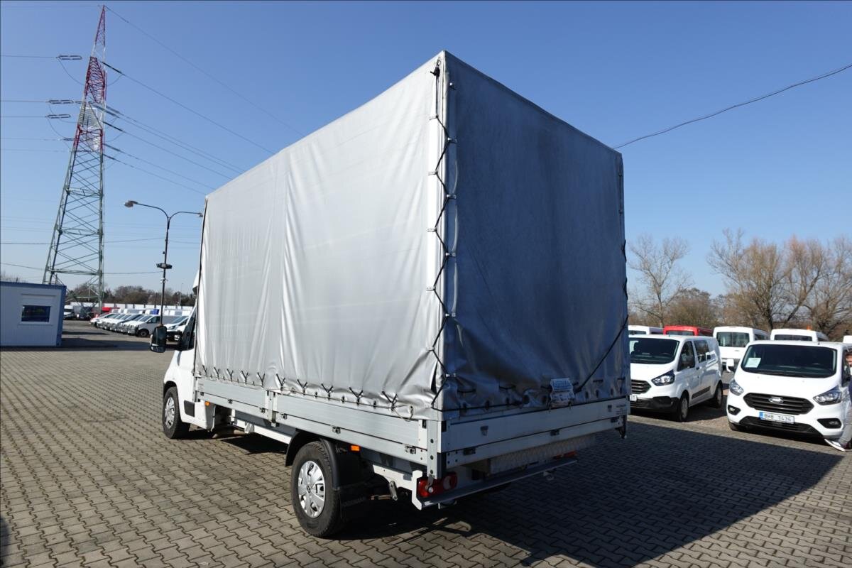 Peugeot Boxer Ostatní 2,2 l 121 kw