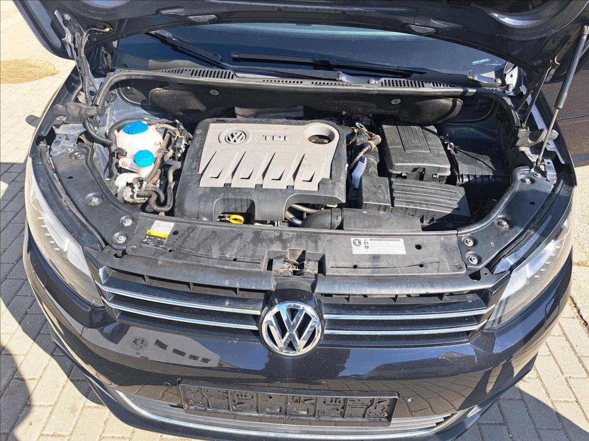 Volkswagen Touran Kombi 1,6 l 77 kw