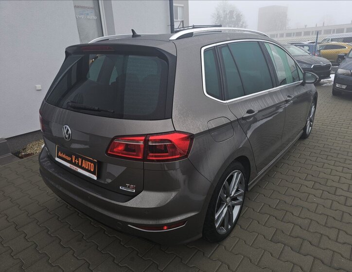 Volkswagen Golf Sportsvan Kombi 1,4 l 110 kw